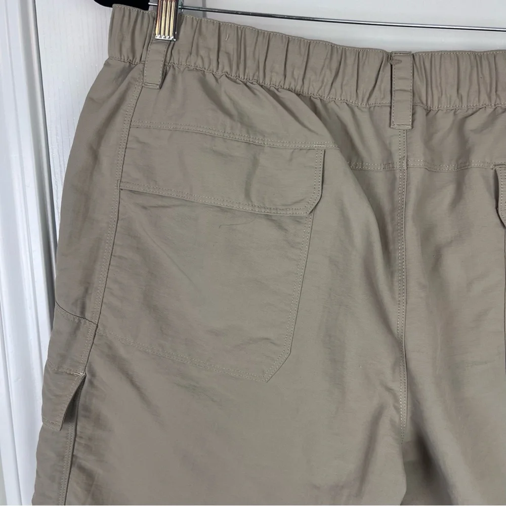 The North Face Men’s Tan Nylon Hiking Outdoor Cargo Shorts Size Large